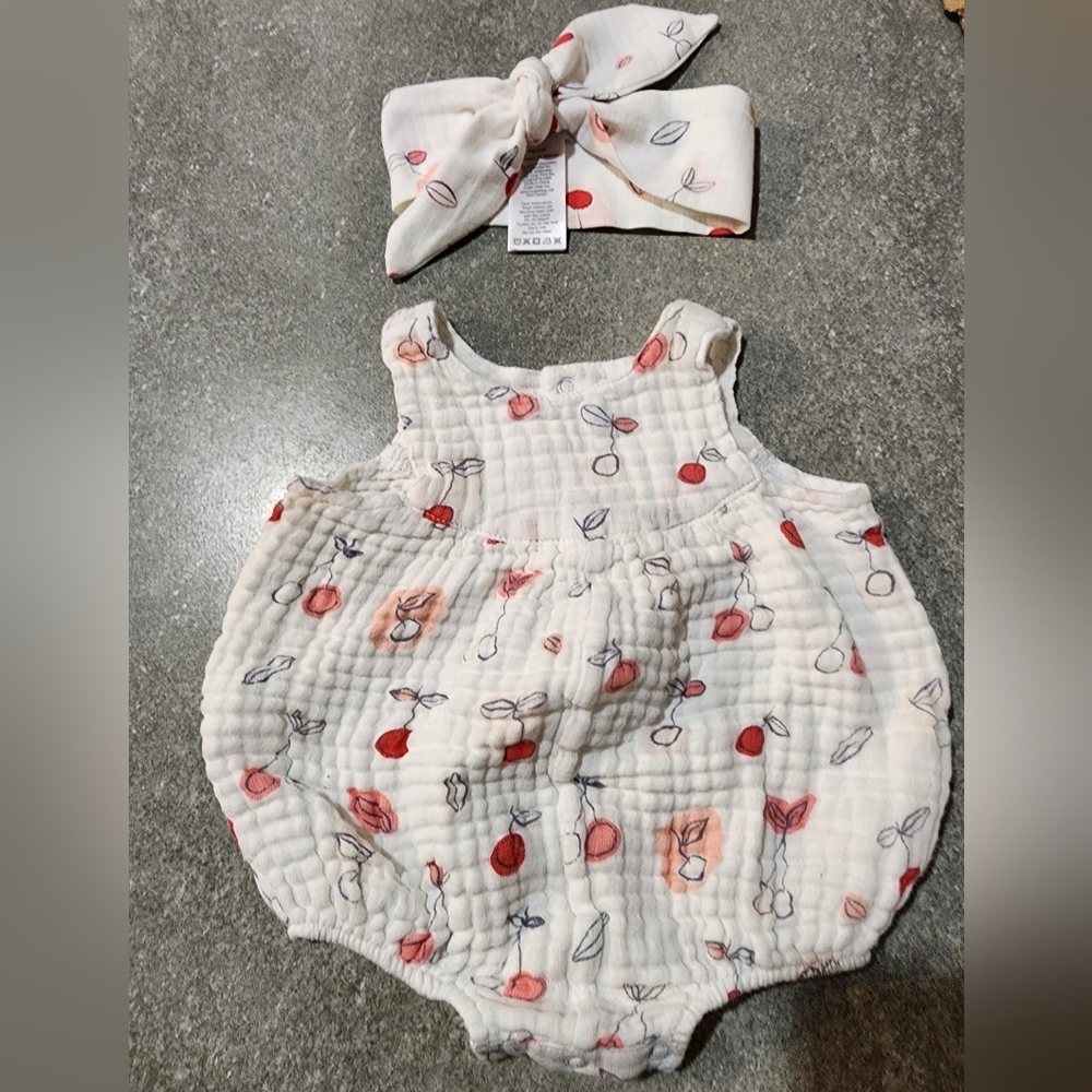 Angel Dear Bubble romper and head band